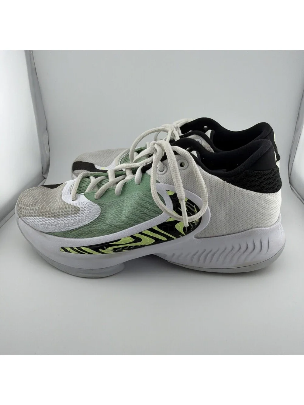 Nike Zoom Freak 4 (GS) Big Kids' Shoes White-Black-Barely Volt 6.5 Y